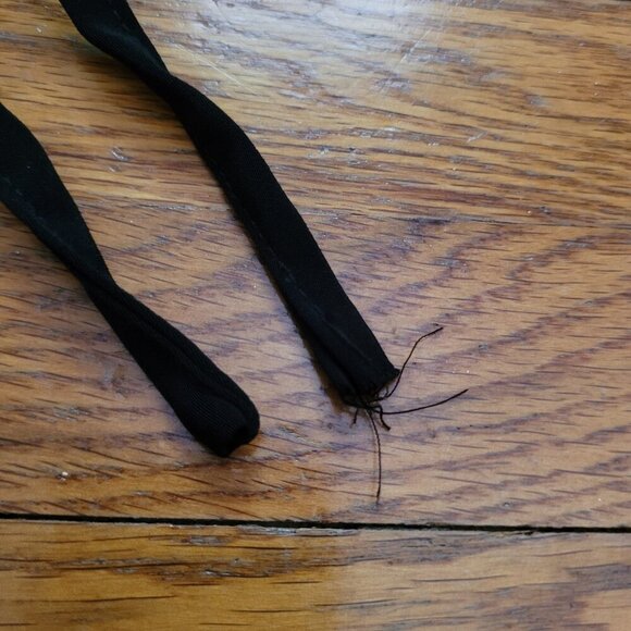 SUPERDOWN | Solstice Halter Tie Top Tank | Sz. XS - Picture 10 of 10